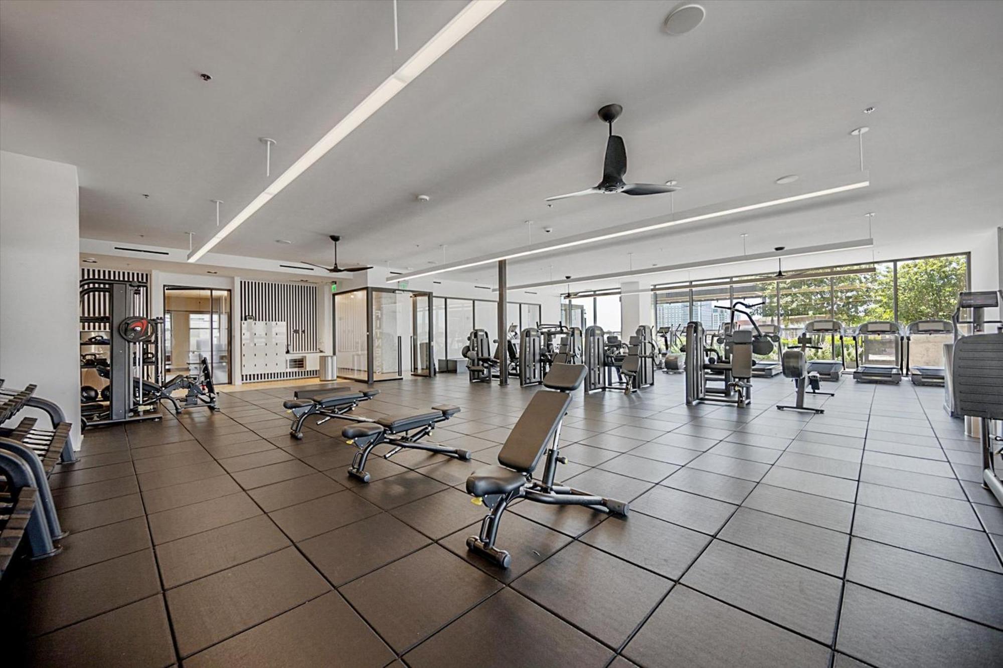 Global Luxury Suites Nashville Downtown 外观 照片